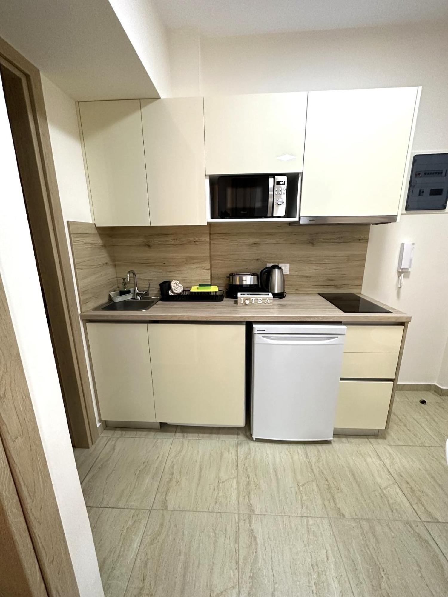 Peraía Navarino Luxe Suites المظهر الخارجي الصورة