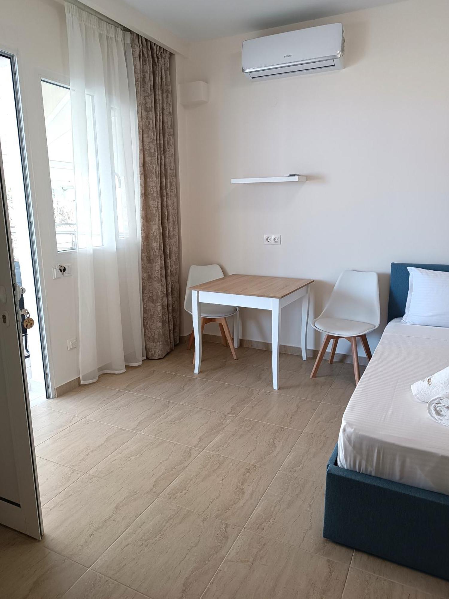 Peraía Navarino Luxe Suites المظهر الخارجي الصورة
