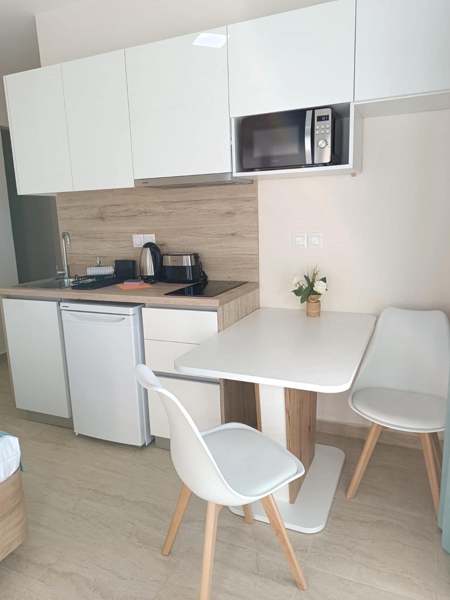 Peraía Navarino Luxe Suites المظهر الخارجي الصورة