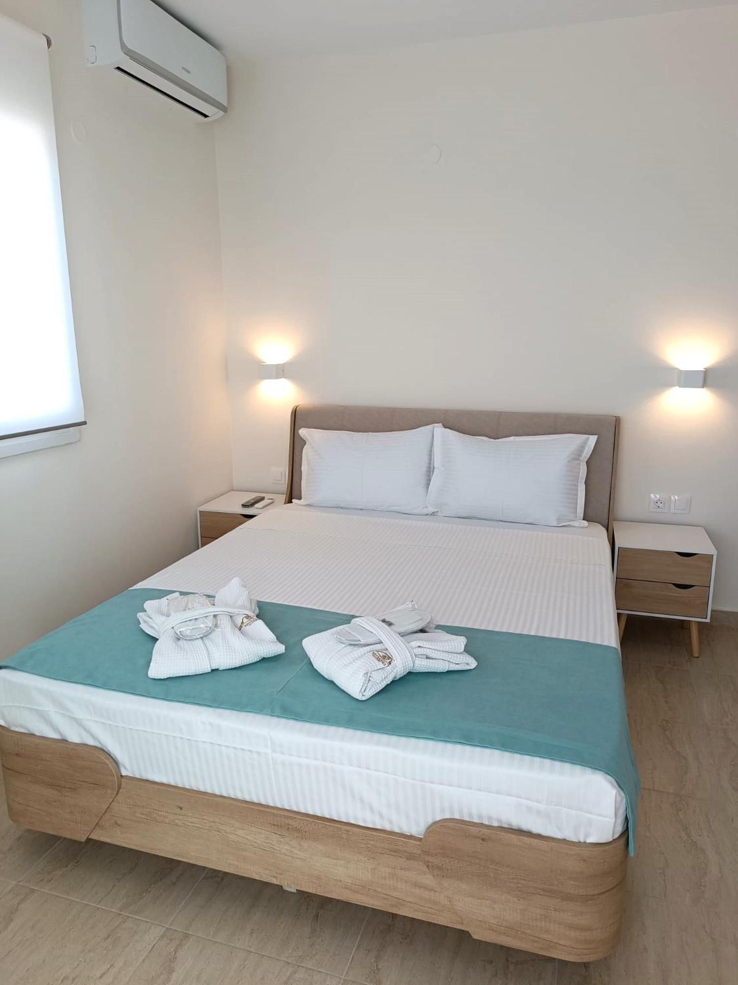 Peraía Navarino Luxe Suites المظهر الخارجي الصورة