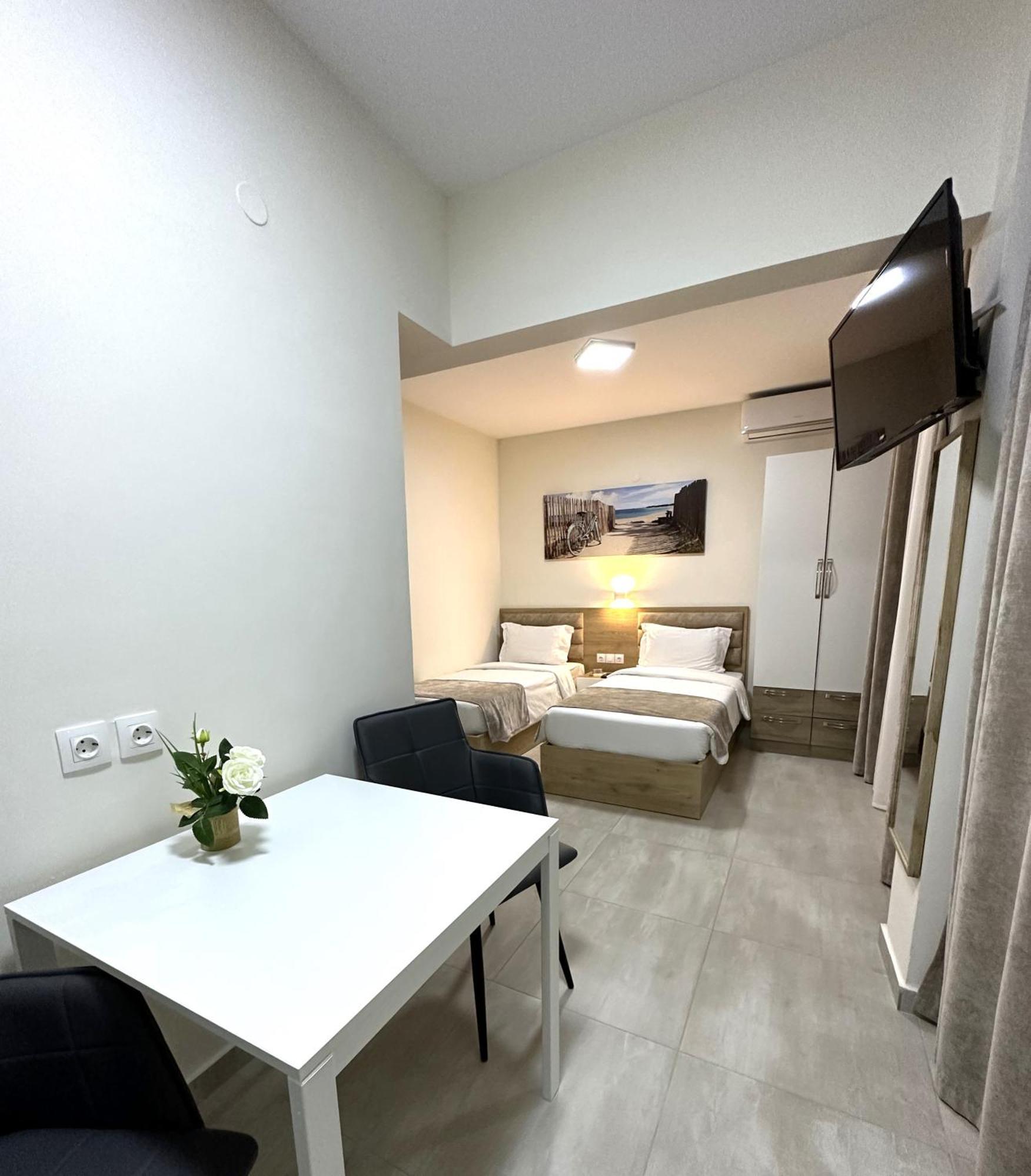 Peraía Navarino Luxe Suites المظهر الخارجي الصورة