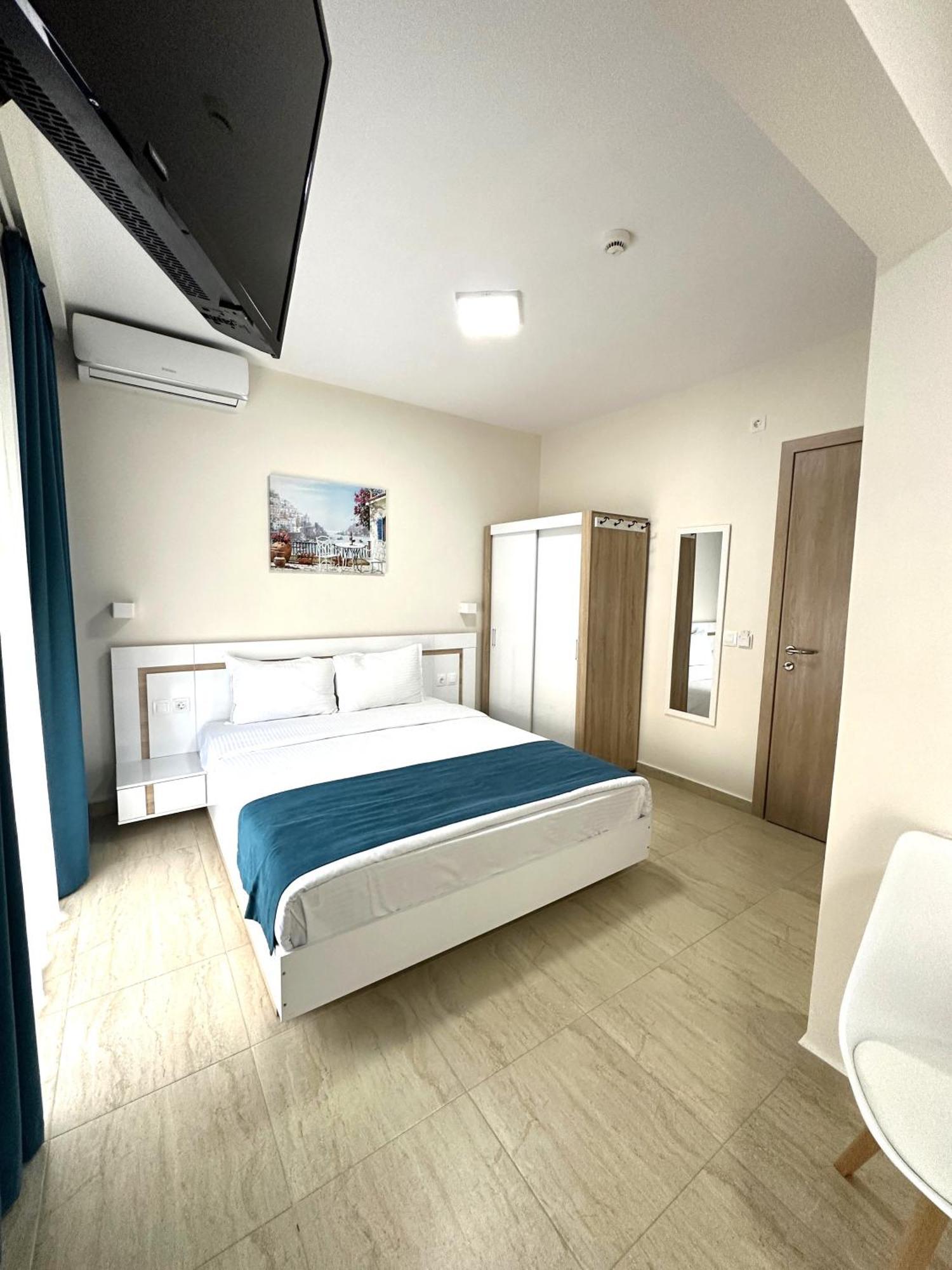 Peraía Navarino Luxe Suites المظهر الخارجي الصورة
